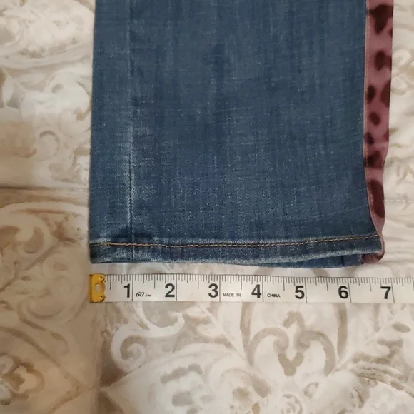 Chico's So Slimming Girlfriend Slim Leg Ankle Animal Print Trim Size 12R Jeans - Picture 14 of 14